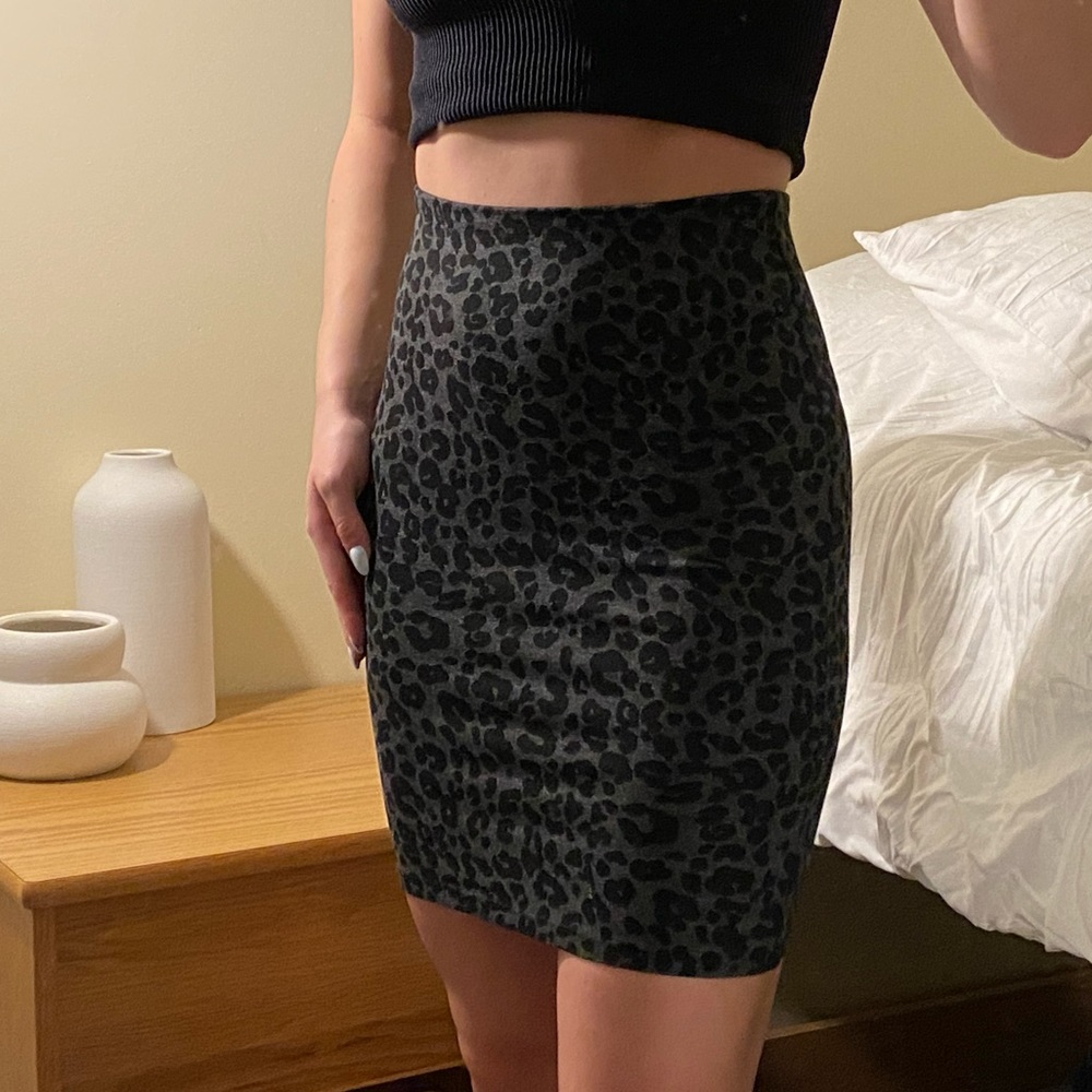 Loft Pencil Skirt